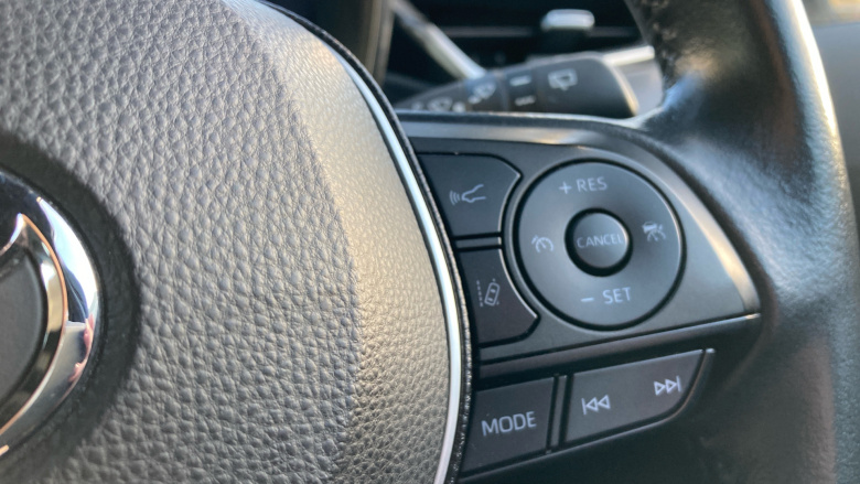 Toyota Corolla 2.0 VVT-i Hybrid Icon Tech 5dr CVT Hybrid Estate